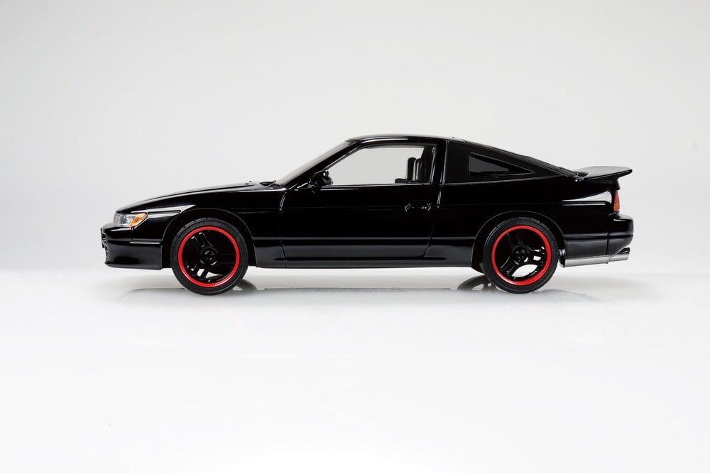 AOSHIMA 1/32 SNAP Nissan Sileighty Custom (Black)