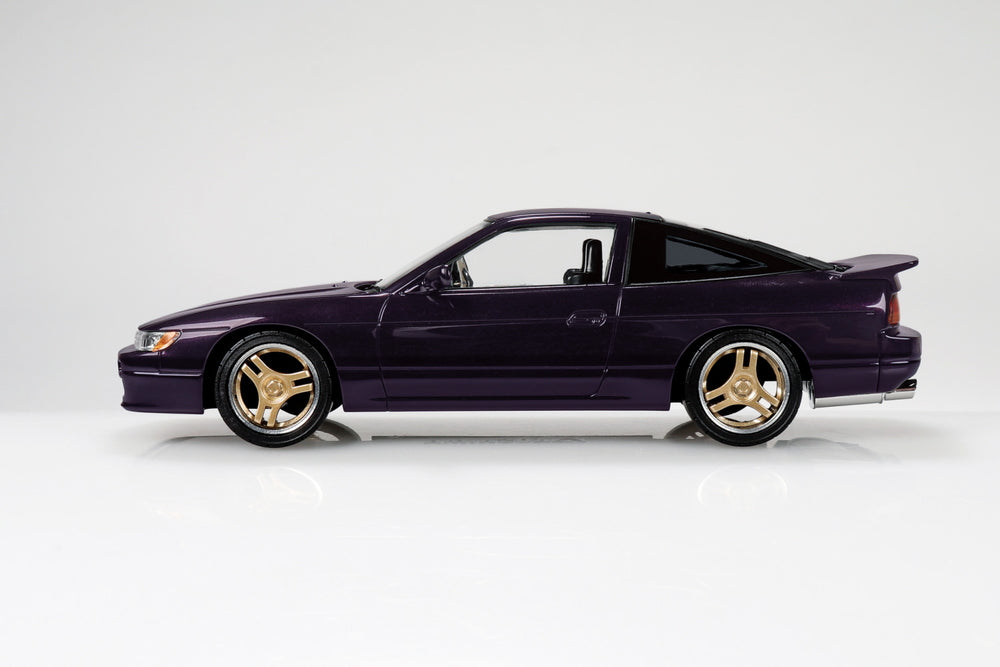 AOSHIMA 1/32 SNAP Nissan Sileighty Custom (Metallic Purple)