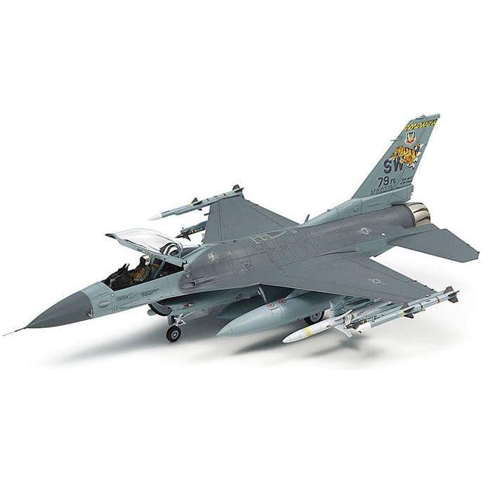 TAMIYA 1/72 Lockheed Martin F16CJ Fighting Falcon