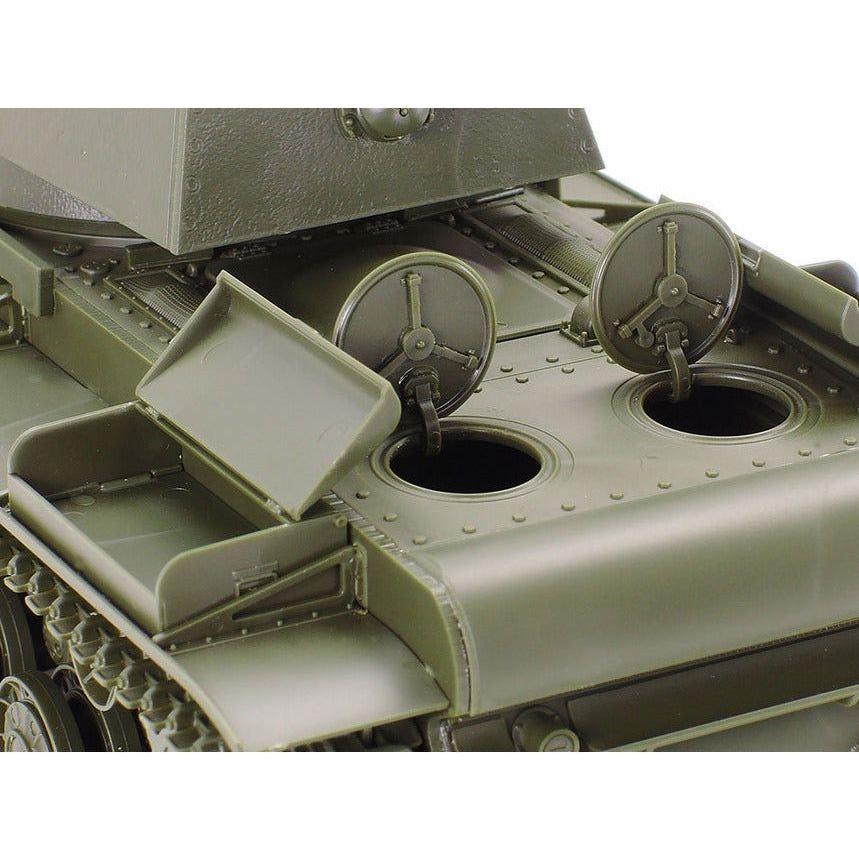 TAMIYA 1/35 Russian Heavy Tank KV-1