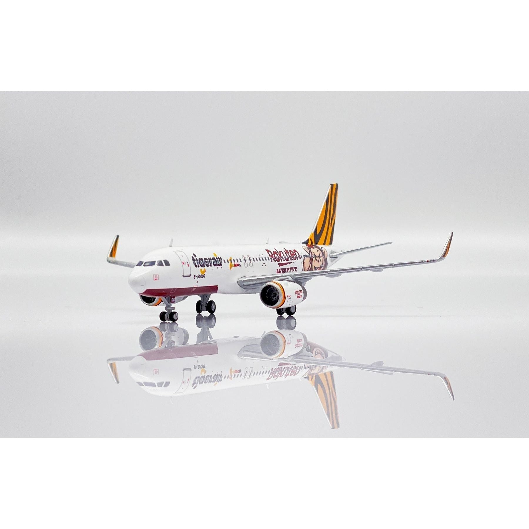 JC WINGS 1/400 Tigerair Taiwan Airbus A320 B-50006 Rakuten Monkeys Livery"