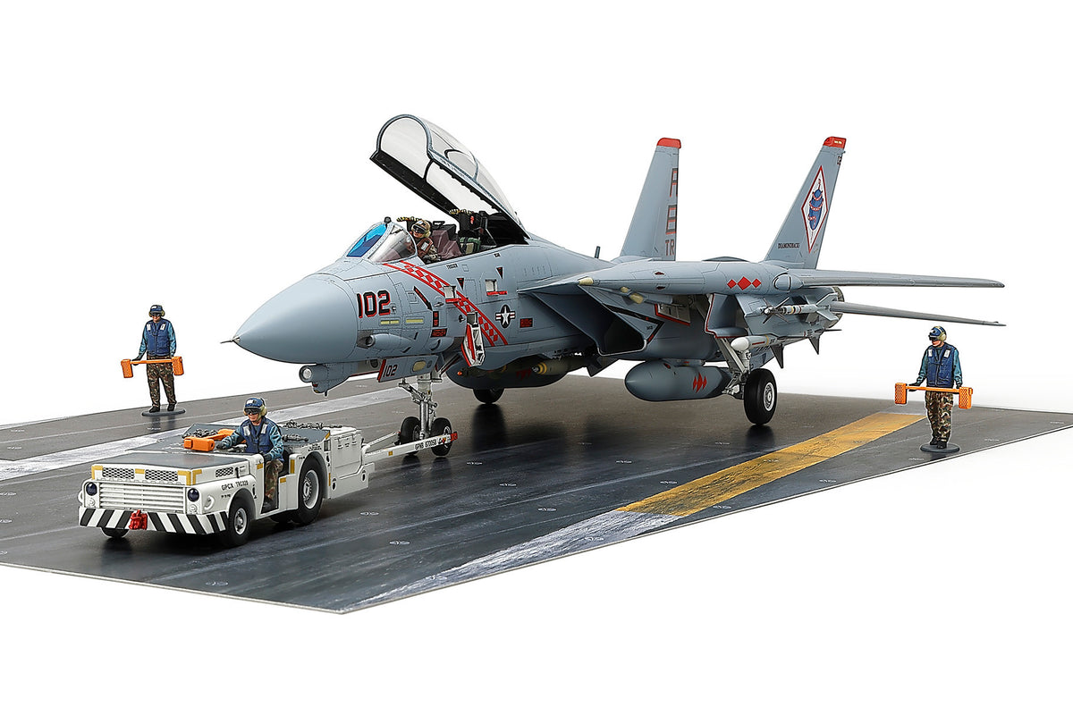 TAMIYA 1/48 Grumman F-14B Tomcat withShipboard Towing Tractor