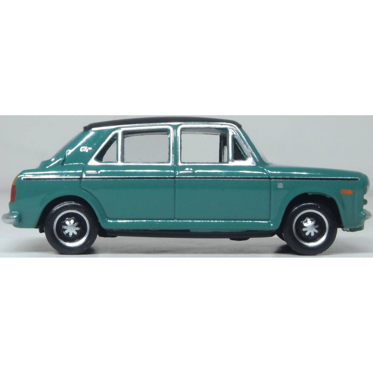 OXFORD 1/76 Austin 1300 GT Aqua