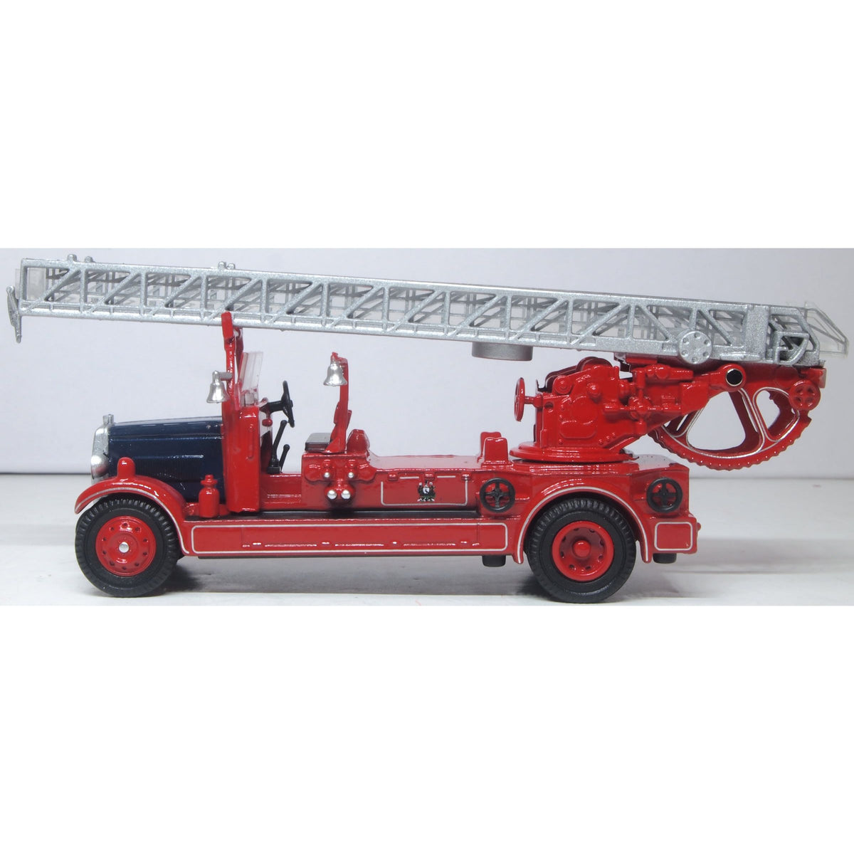 OXFORD 1/76 Leyland TLM Liverpool Fire Brigade