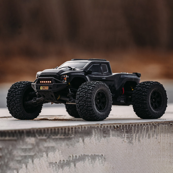 Rlaarlo RZ001B-C Omni Terminator Carbon Mini 1/10th Brushless RTR
