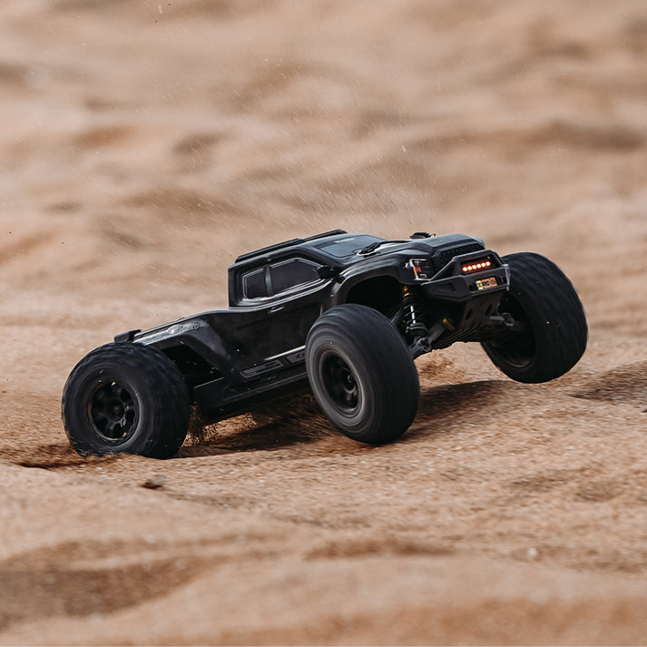 Rlaarlo RZ001B-C Omni Terminator Carbon Mini 1/10th Brushless RTR