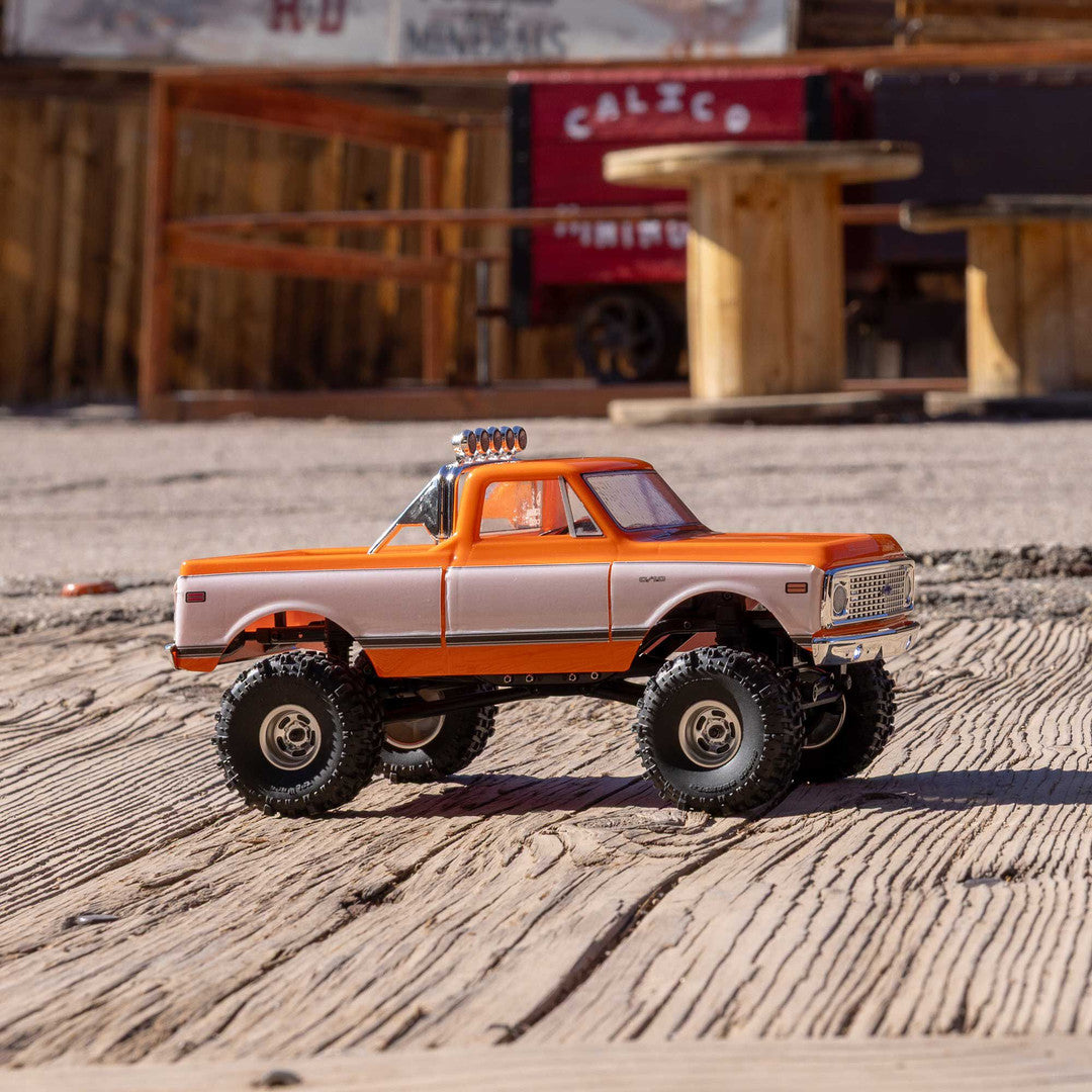 AXIAL 1/24 SCX24 1971 Chevrolet C10 Crawler RTR, Orange