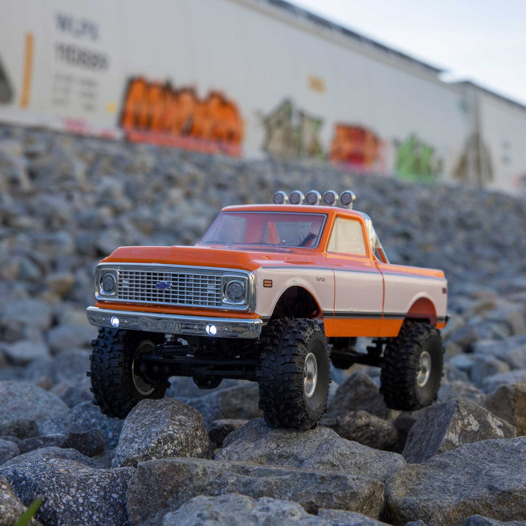 AXIAL 1/24 SCX24 1971 Chevrolet C10 Crawler RTR, Orange