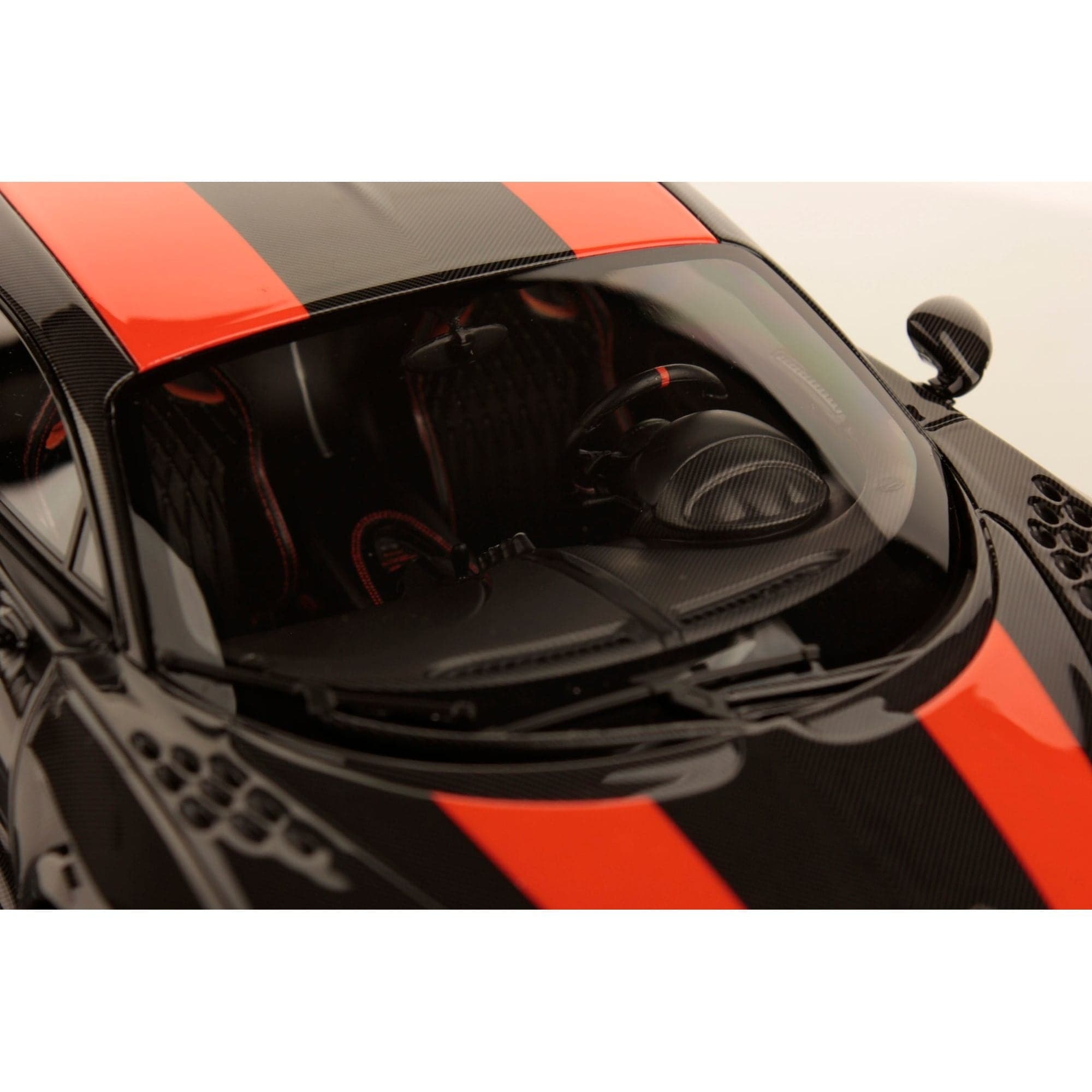 MR COLLECTION MODELS 1/18 Bugatti Chiron 300mph World Record - Pre Production