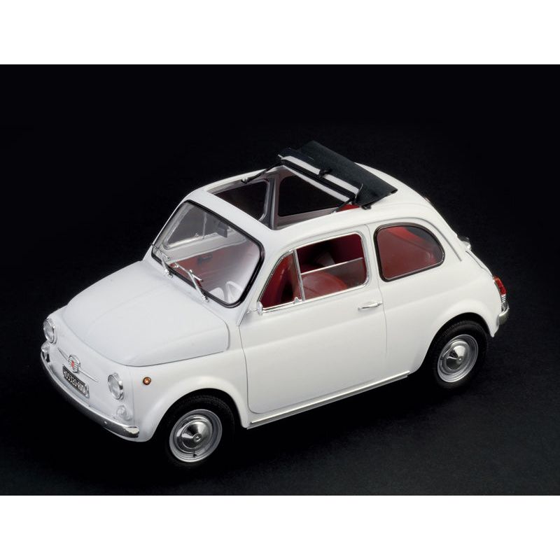 ITALERI 1/12 Fiat 500F (1968 Version)