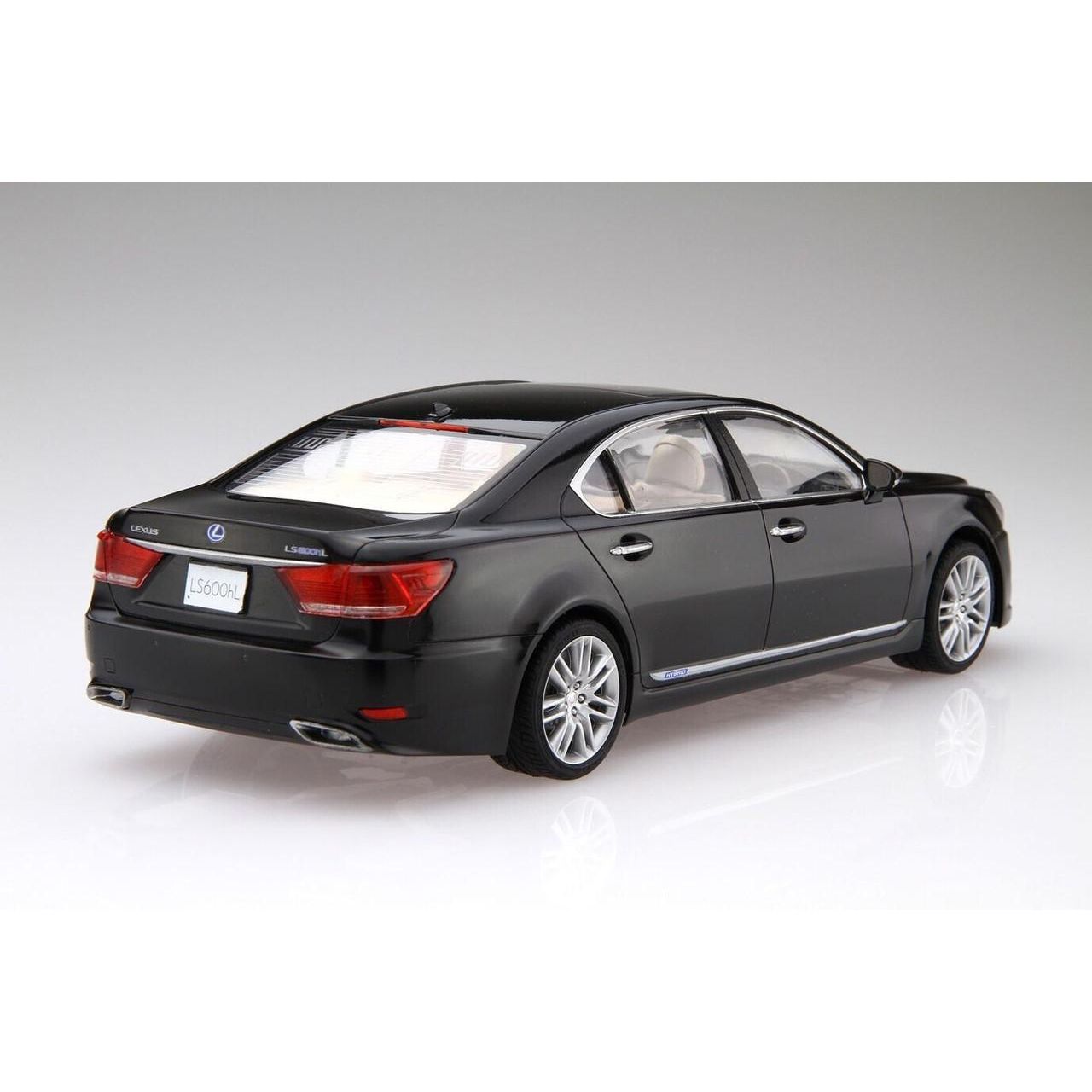FUJIMI 1/24 Lexus LS600hL (ID-44) Plastic Model Kit [03753]