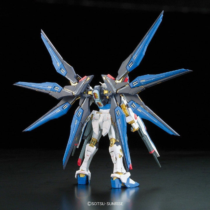BANDAI 1/144 RG ZGMF-X20A Strike Freedom Gundam