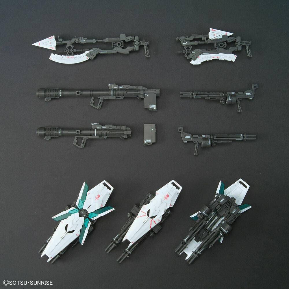 BANDAI 1/144 RG Full Armor Unicorn Gundam