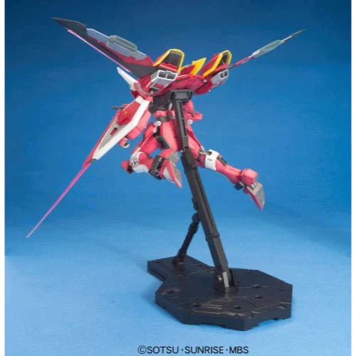 BANDAI 1/100 MG Infinite Justice Gundam