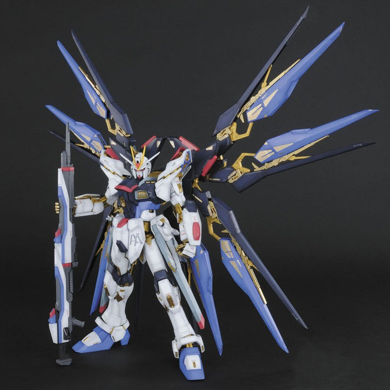 BANDAI 1/60 PG Strike Freedom Gundam