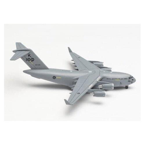 HERPA 1/500 RAAF Boeing C-17A Globemaster III No 36 Squadron Amberley RAAF 100 A41-210