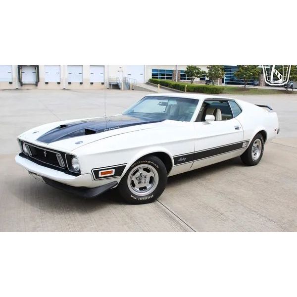 REVELL 1/25 1973 FORD MUSTANG