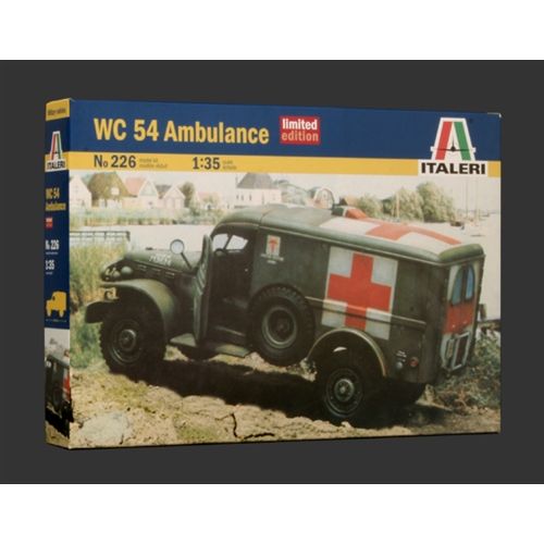 ITALERI 1/35 Dodge WC54 Ambulance