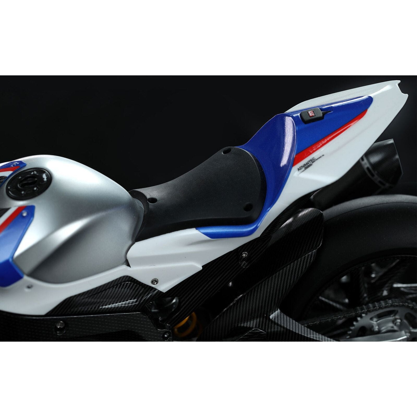 MENG 1/9 BMW HP4 Race