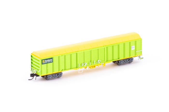 AUSCISION N Scale - RLSY Louvred Van - Sadleirs Transport Green/Yellow - Single Wagon - Wagon Number: RLSY- (NNLV-12)