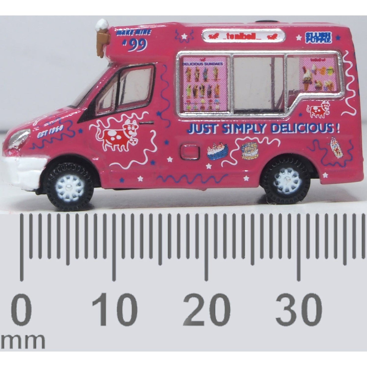 OXFORD 1/148 Whitby Mondial Ice Cream Van Tonibell