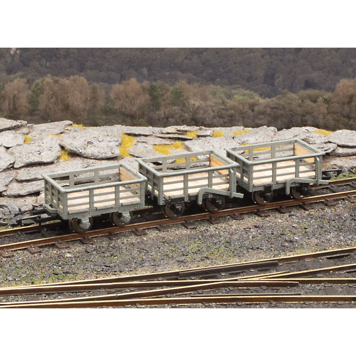 PECO Laser Cut NG7 Slate Wagons (3)