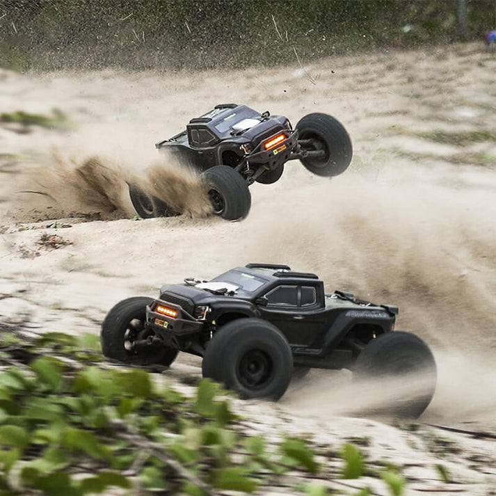 Rlaarlo RZ001B-C Omni Terminator Carbon Mini 1/10th Brushless RTR