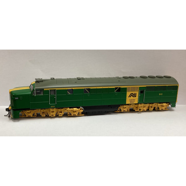 SDS MODELS HO 900 Class Locomotive #910 AN Green & Yellow DC