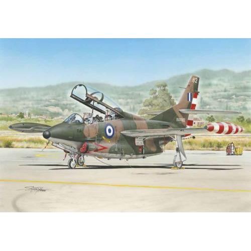 SPECIAL HOBBY 1/32 T-2 Buckeye "Camuflaged Trainer" Plastic Model Kit