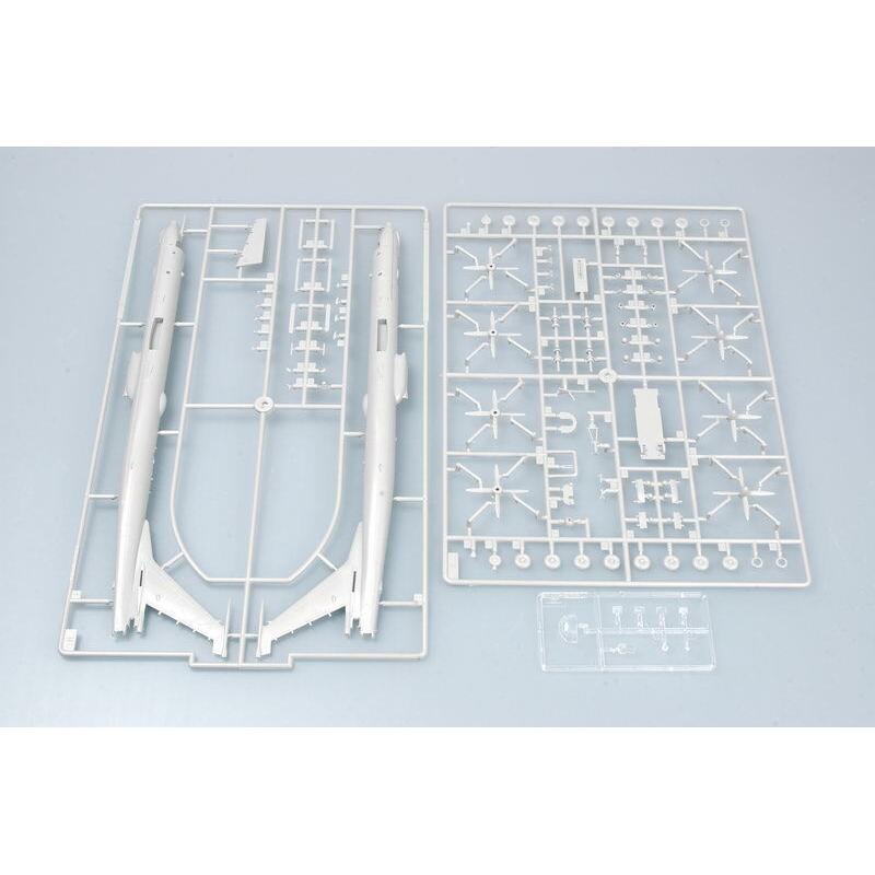 TRUMPETER 1/144 TU-142MR Bear-J