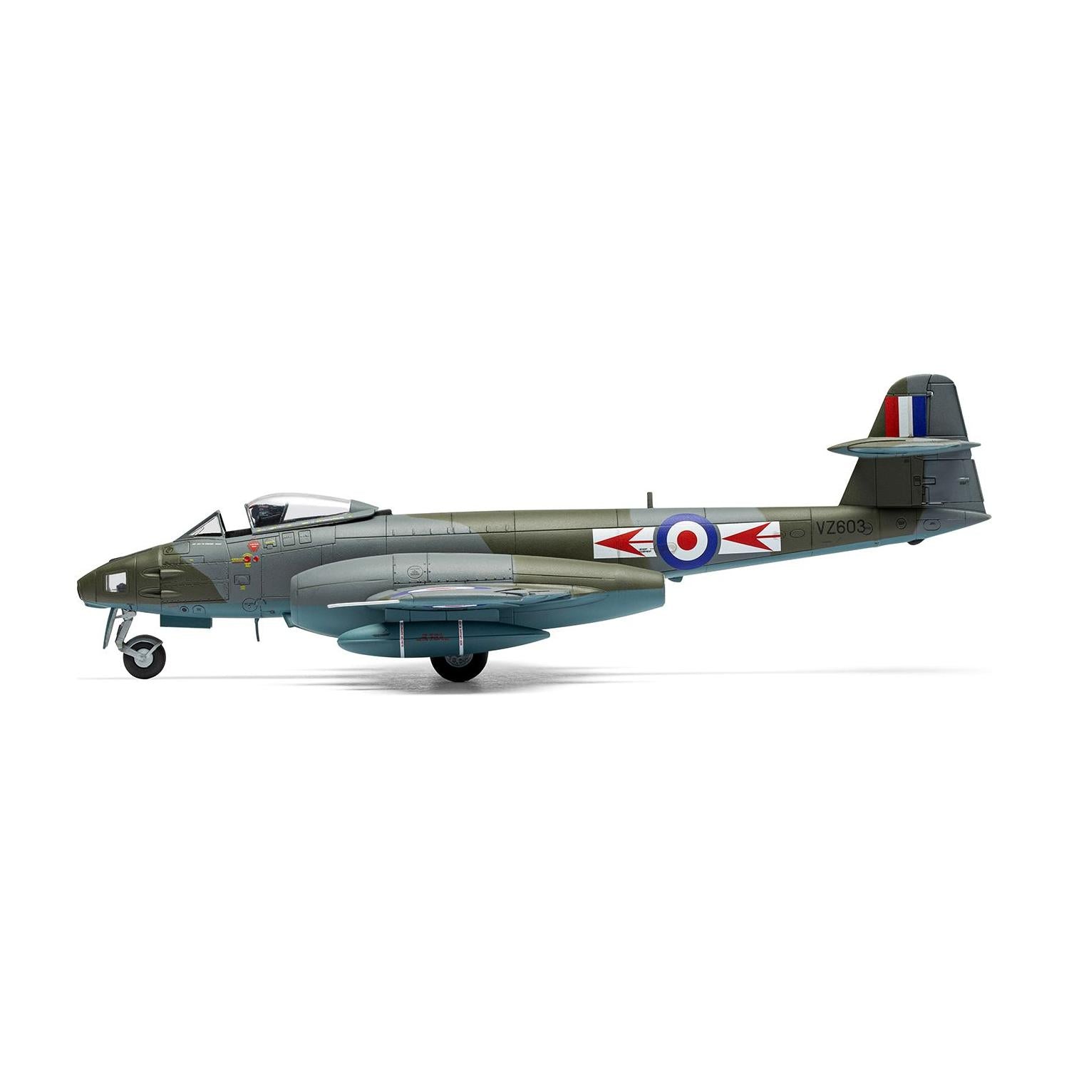 Airfix 1/72 Gloster Meteor F.8/FR.9 a04067