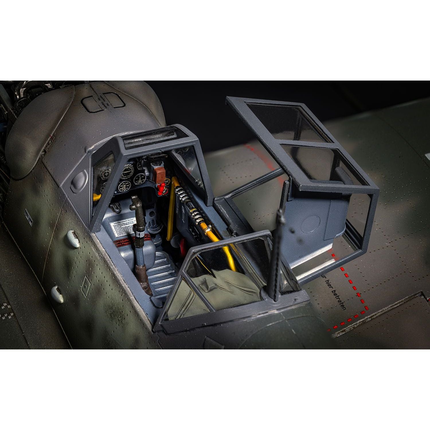 AIRFIX 1/24 Messerschmitt Bf109G-5/G-6