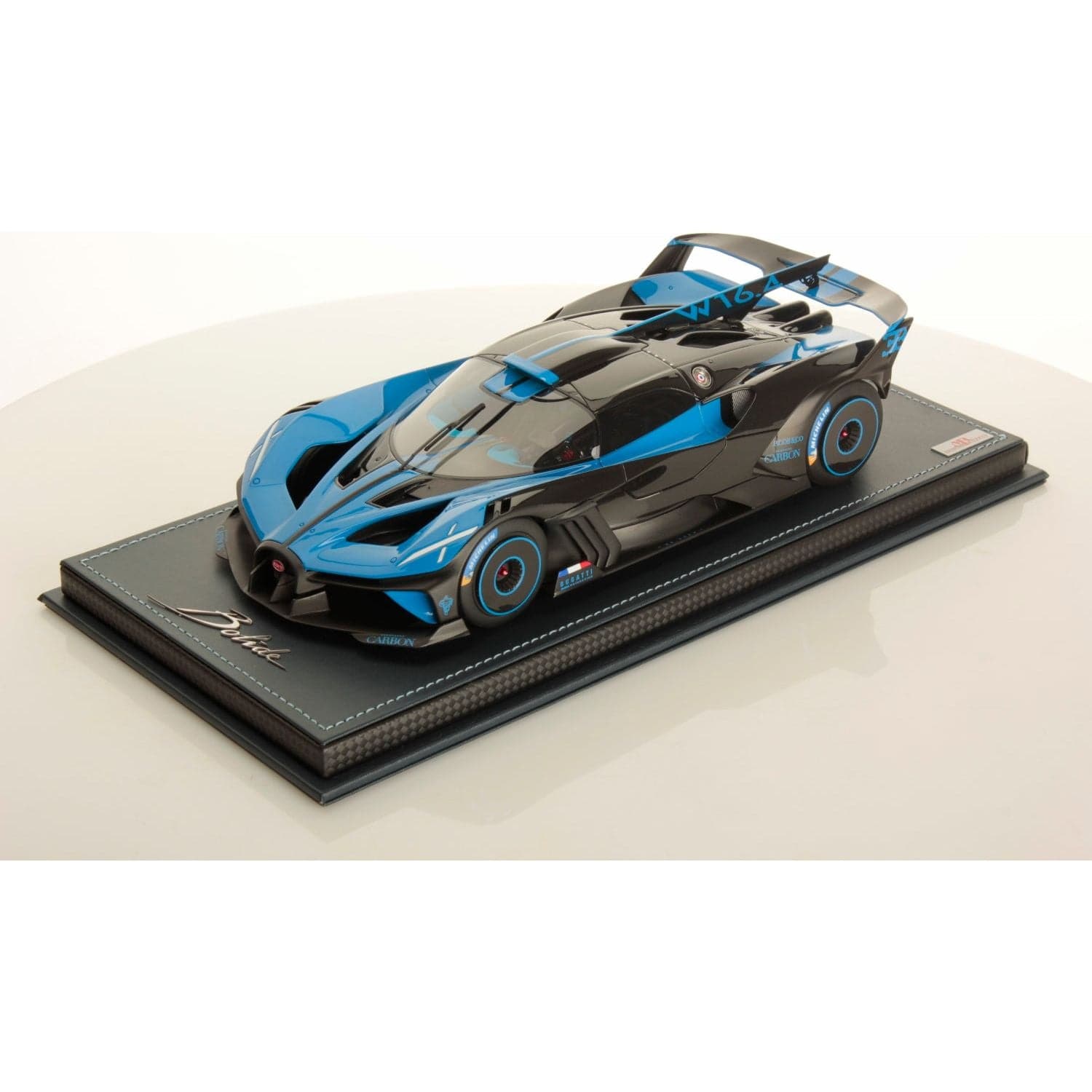 MR COLLECTION MODELS 1/18 Bugatti Bolide Launch Livery