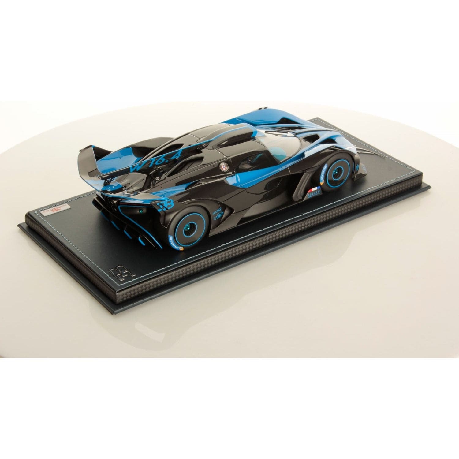 MR COLLECTION MODELS 1/18 Bugatti Bolide Launch Livery