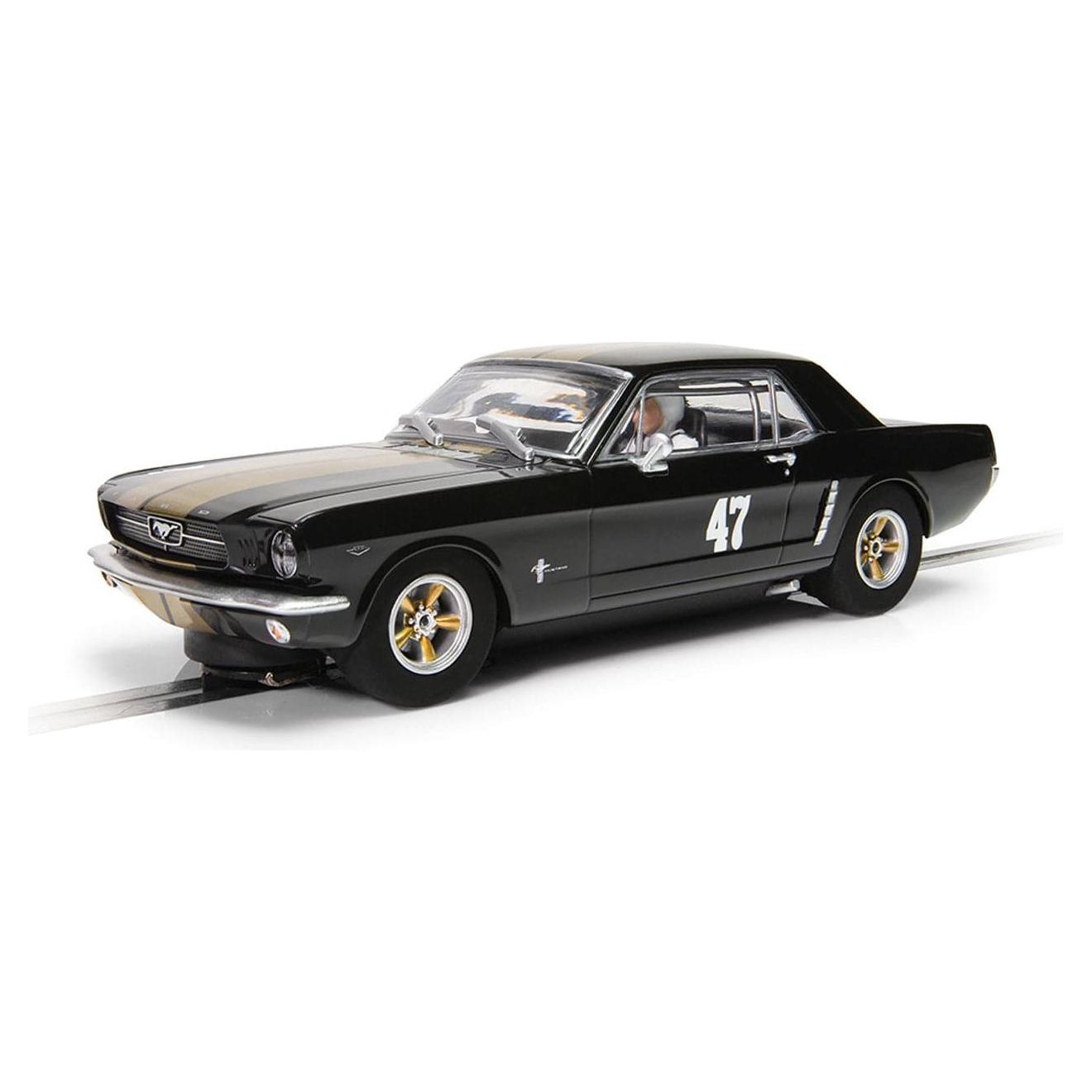 SCALEXTRIC Ford Mustang - Black and Gold