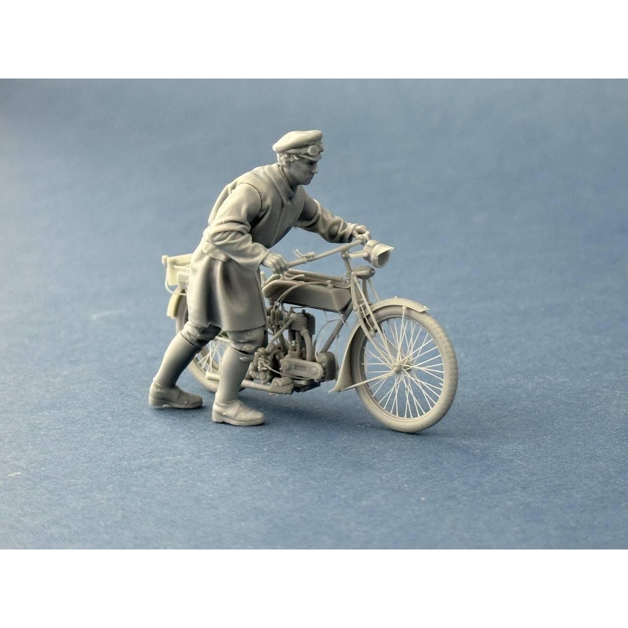 COPPER STATE MODELS British Dispatch Rider pushing his motorcycle