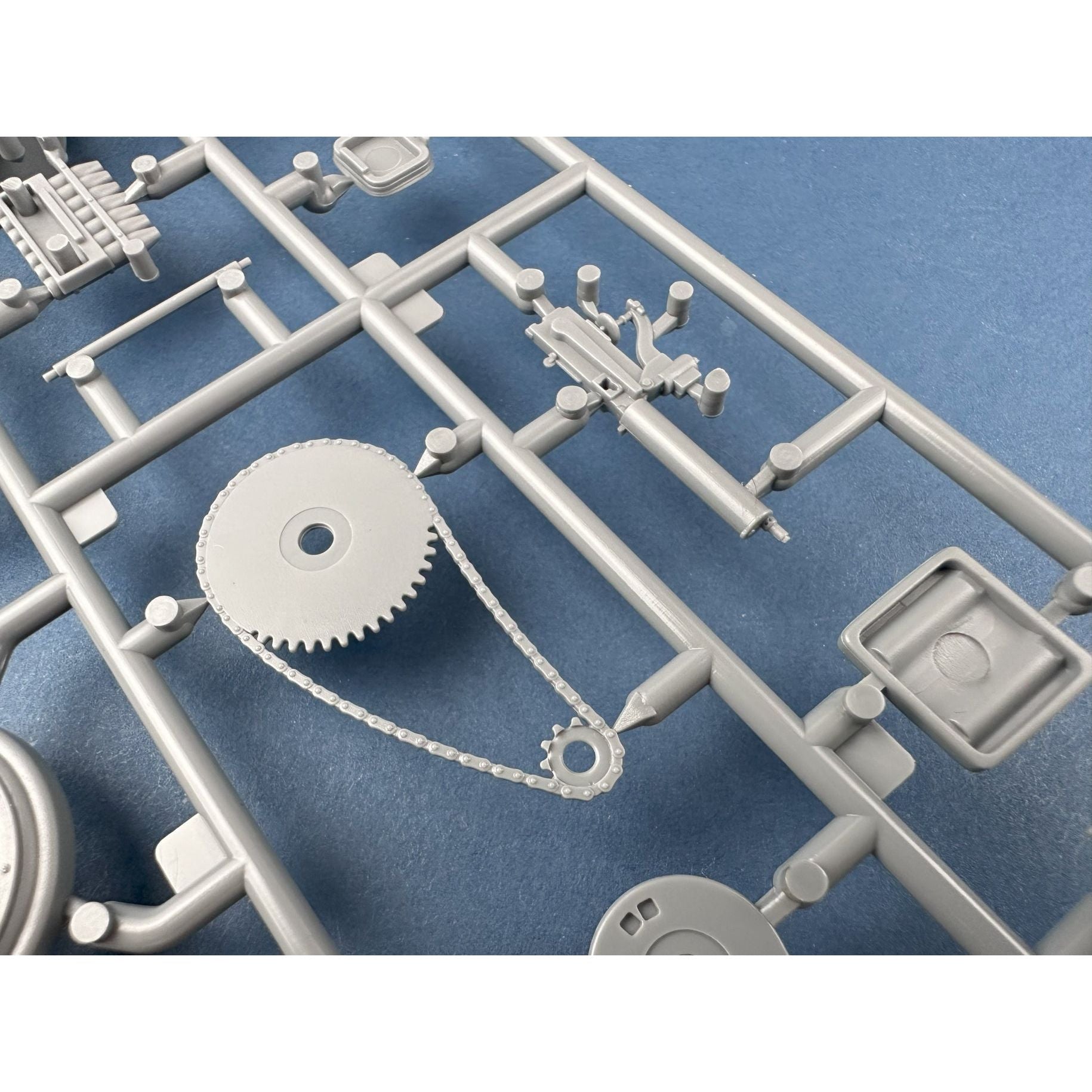 COPPER STATE MODELS 1/35 Garford-Putilov Armoured Car, Freikorps Service