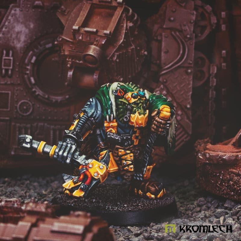 KROMLECH Cybork Mercenaries Boss (1)