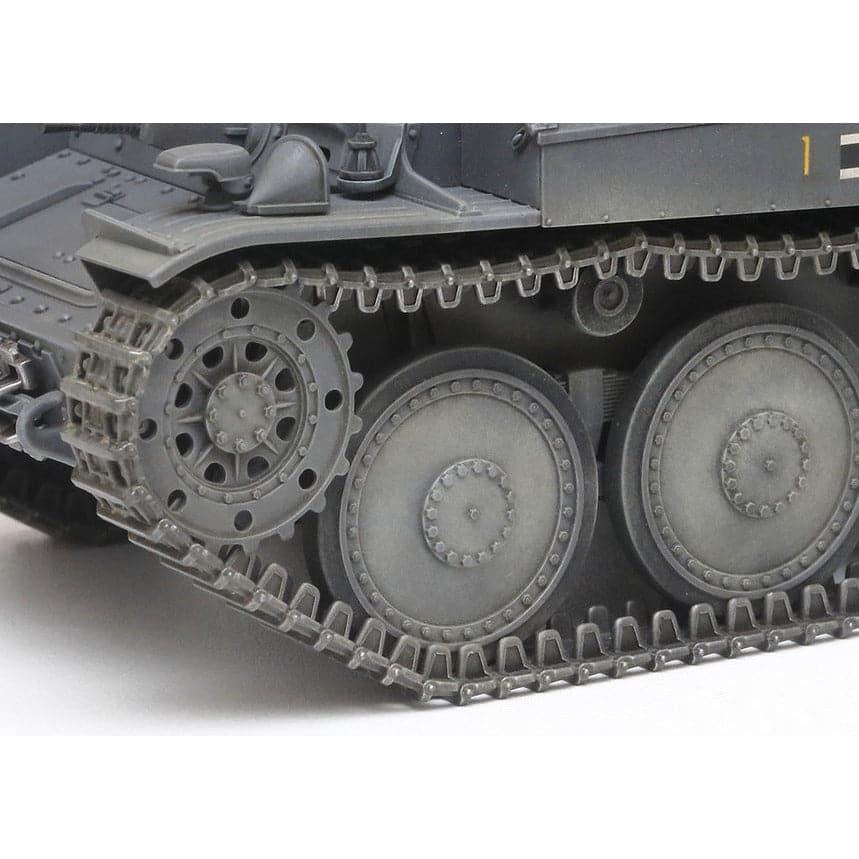 TAMIYA 1/35 Panzerkampfwagen 38(t) Ausf.E/F