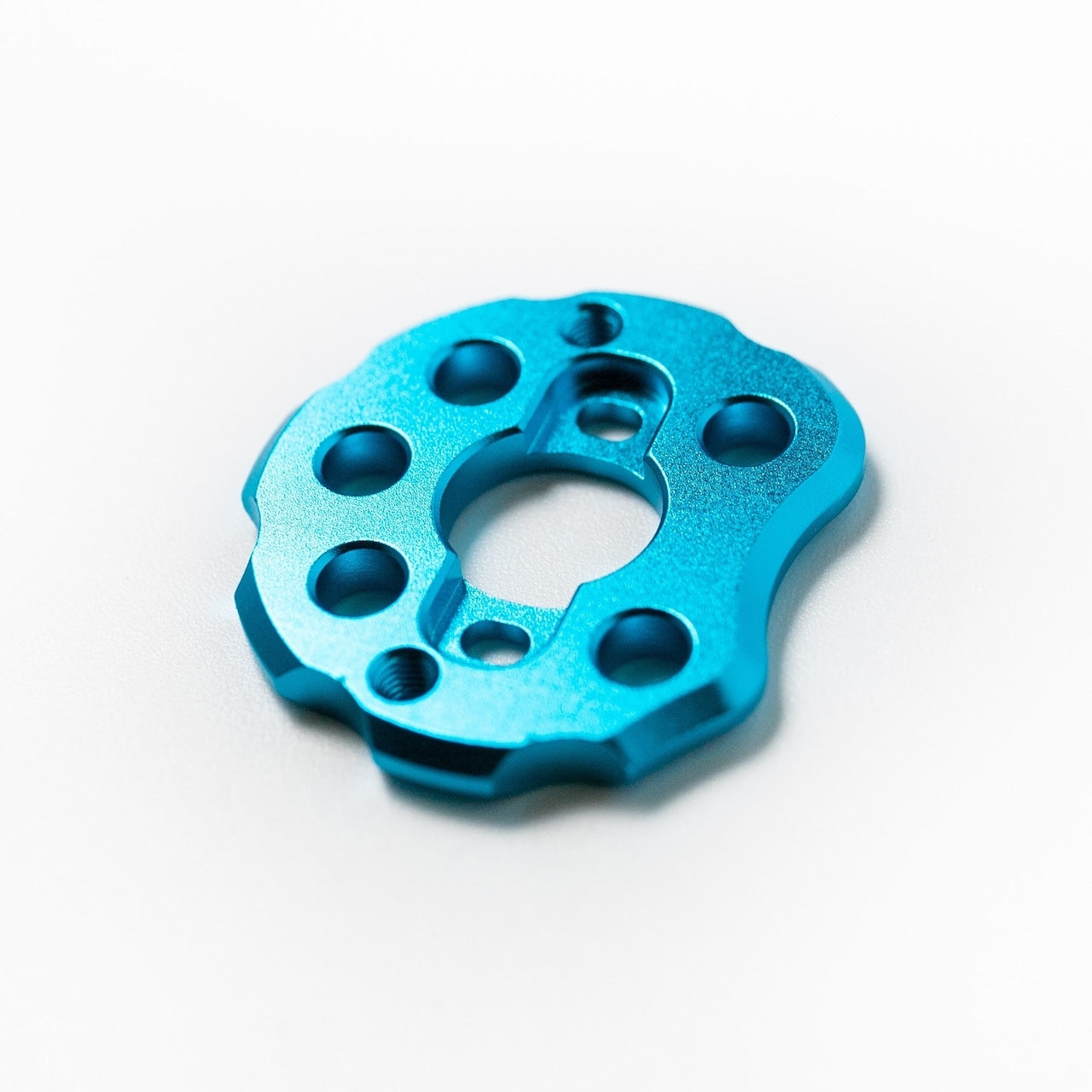 PINE BEACH 380 Motor Adapter MK2 for Tamiya Grasshopper / Mighty Frog / Wild One / Hornet Blue