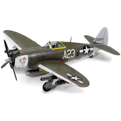 TAMIYA 1/72 Republic P-47D Thunderbolt Razorback