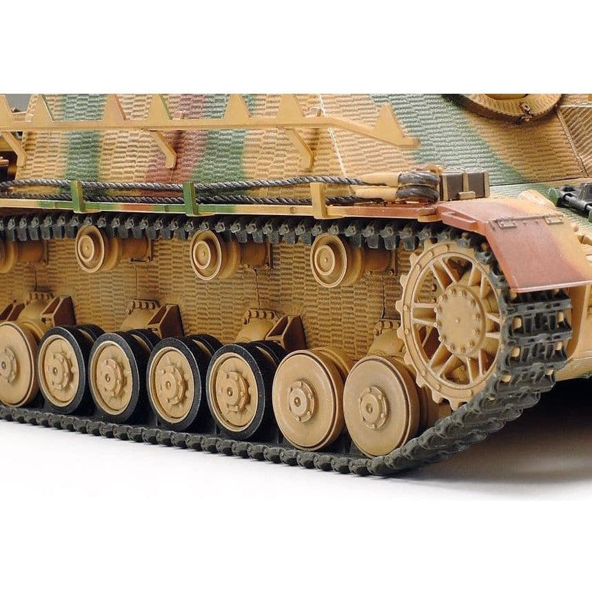 TAMIYA 1/35 Brummbar Assault Tank Sd.Kfz.166 Sturmpanzer IV
