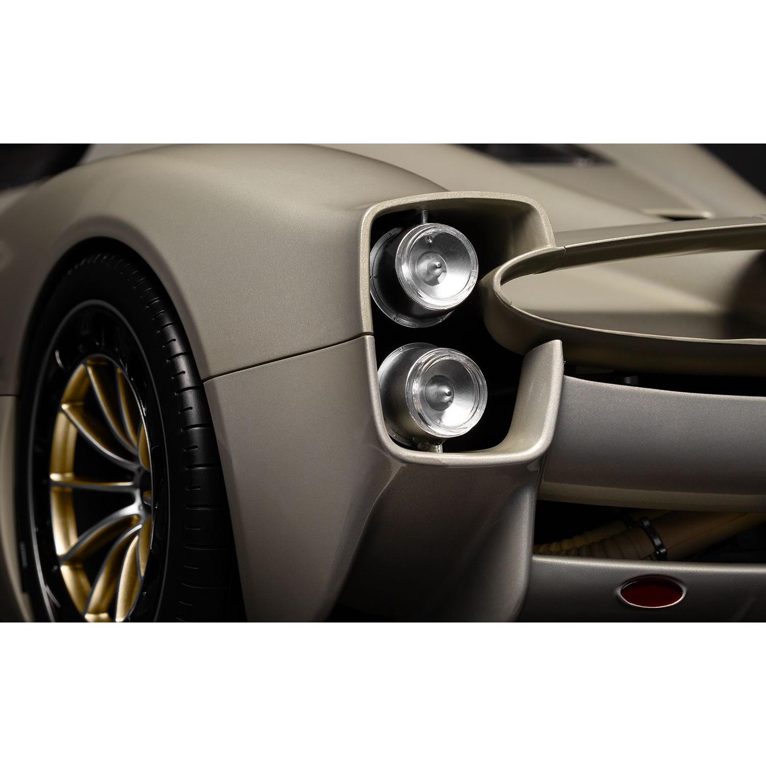 POCHER 1/8 Pagani Utopia Coupé - Rinascimento Lucido