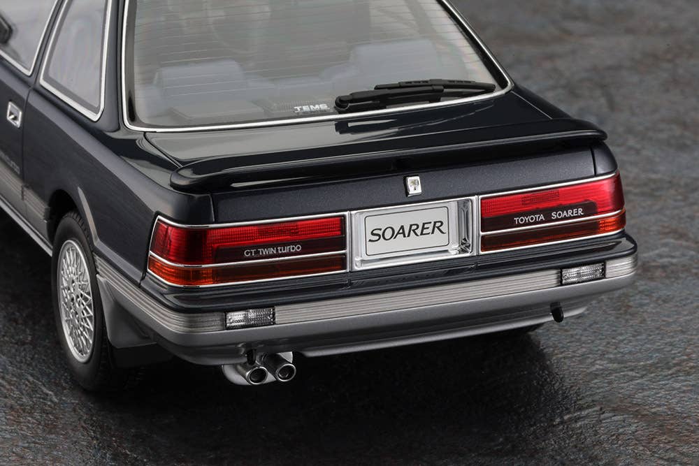 HASEGAWA 1/24 TOYOTA SOARER (Z20) EARLY VERSION 2.0GT-TWIN TURBO (1986)