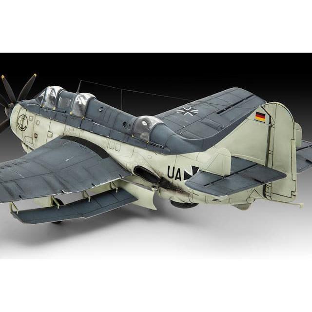 REVELL 1/72 Fairey Gannet AS.1/AS.4 - Australian Decals Included