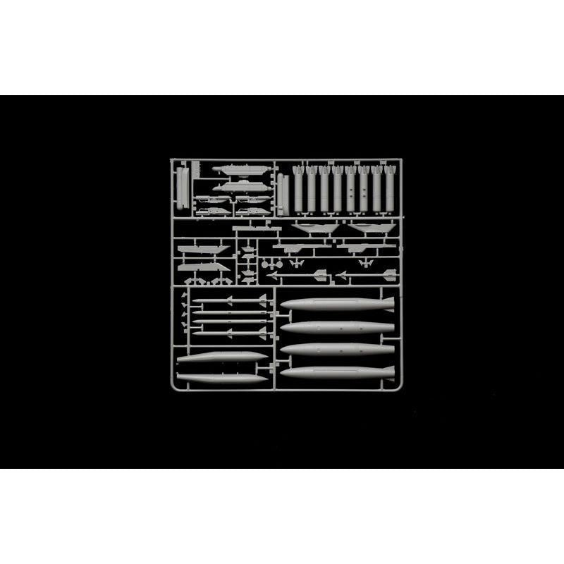 ITALERI 1/48 F-16C Fighting Falcon