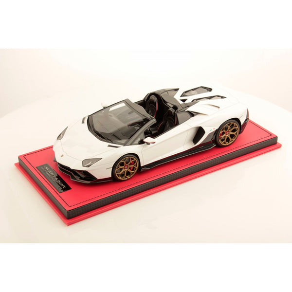 MR COLLECTION MODELS 1/18 Lambo Aventador Ultimae Road  Bianco Asopo with Carbon Pack
