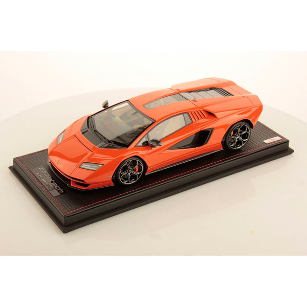 MR COLLECTION MODELS 1/18 Lamborghini Countach LPI 800-4 Arancio
