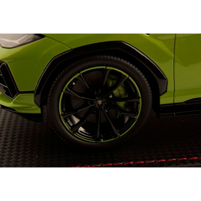 MR COLLECTION MODELS 1/18 Lamborghini Urus S Verde Mantis