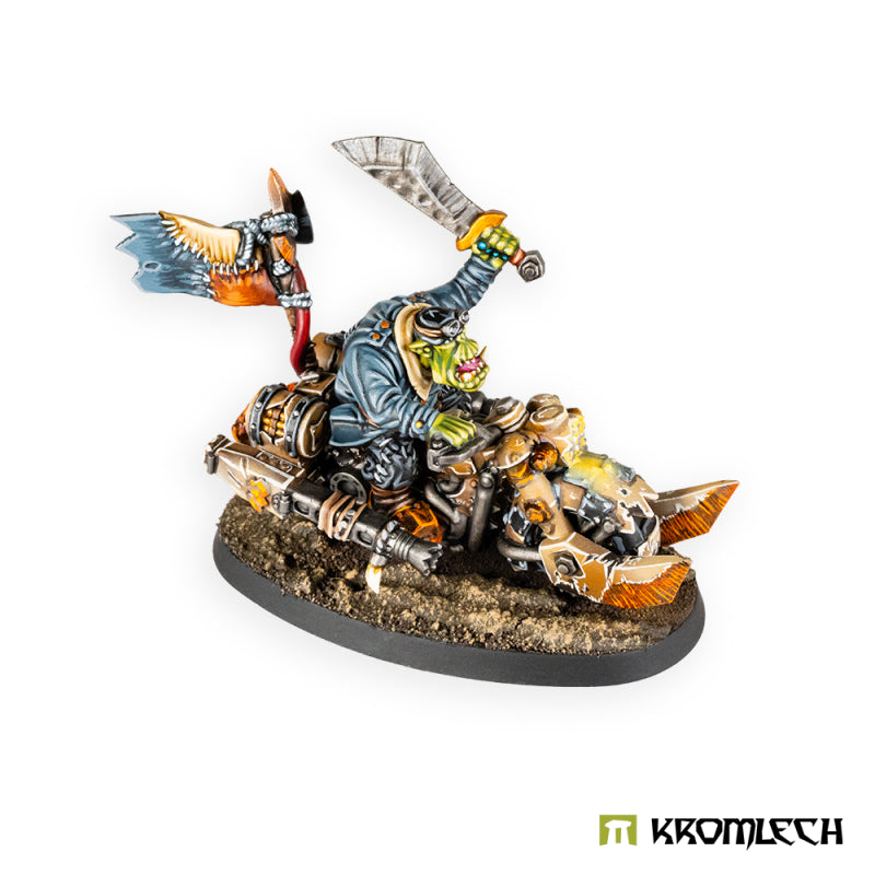 KROMLECH Orc Greatcoat Biker 1